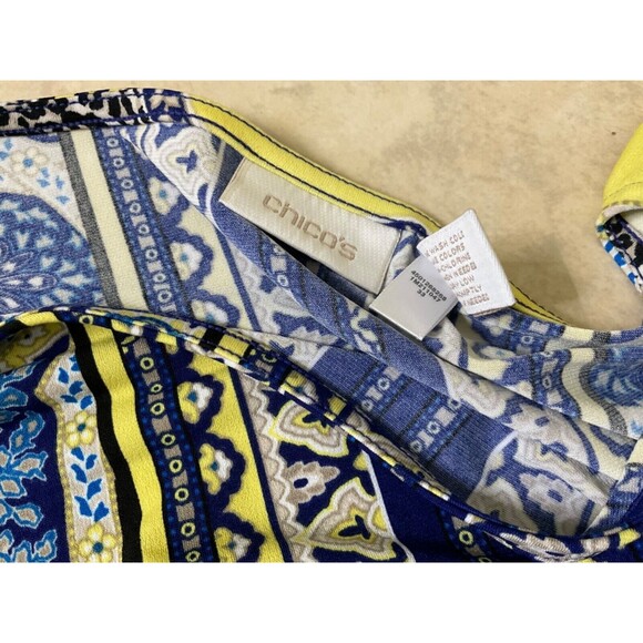 CHICO'S 3- XL Blue & yellow animal print Pullover Bat Wing Shirt Blouse Top - Picture 10 of 12